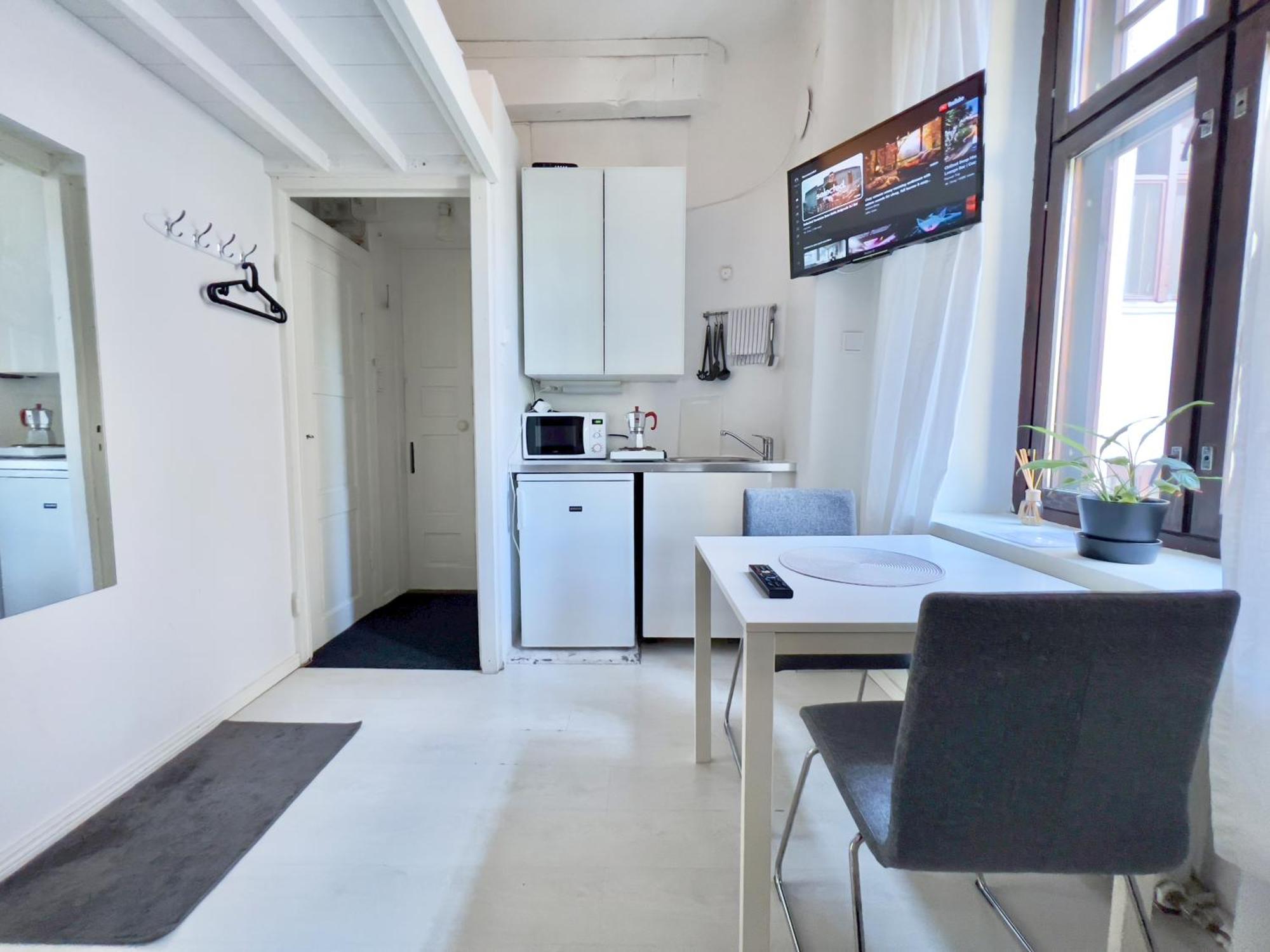 Dainty Central Apartment Helsínquia Exterior foto